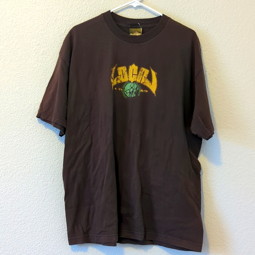 Brown t-shirt